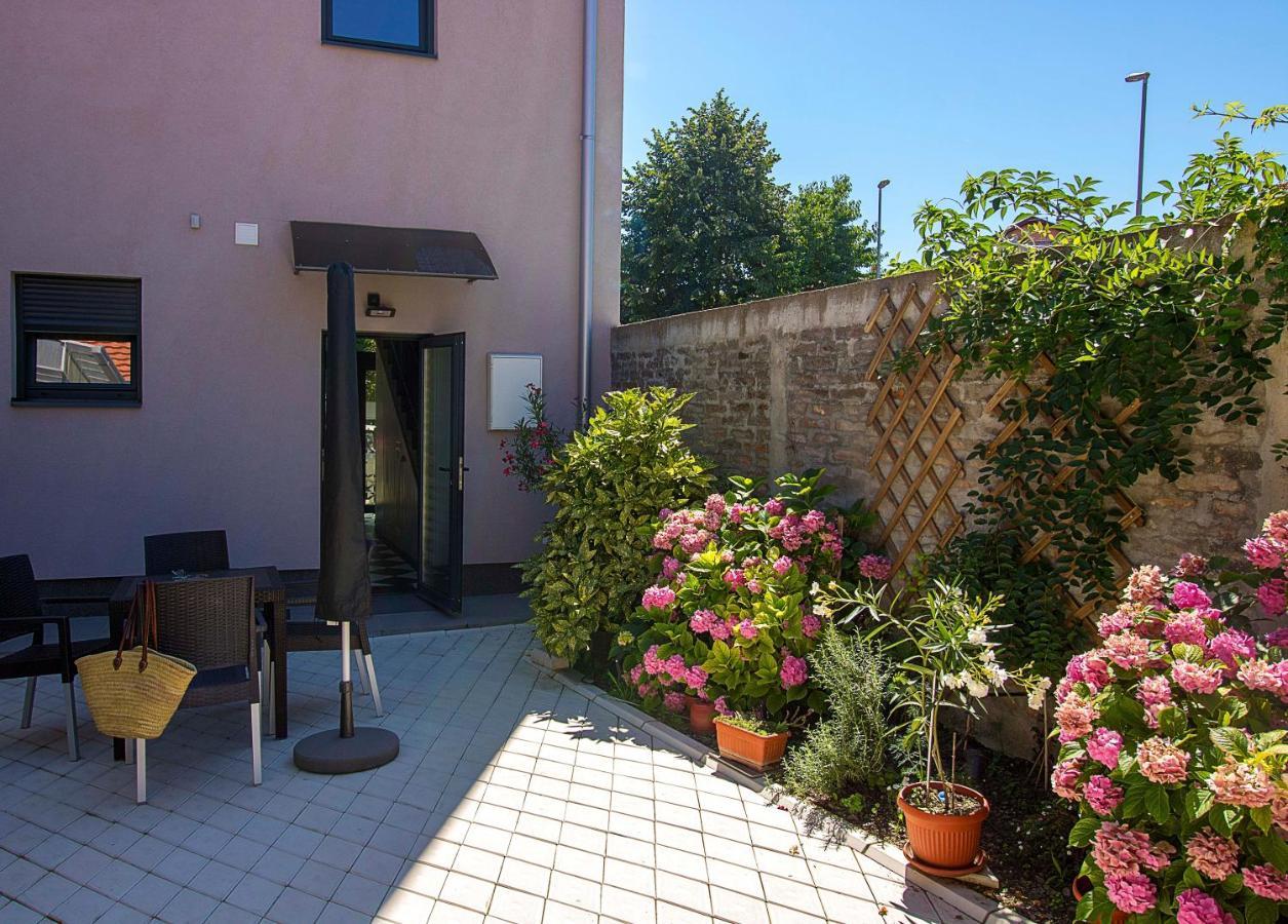 Nana / Sobe & Apartmani Valjevo Kültér fotó